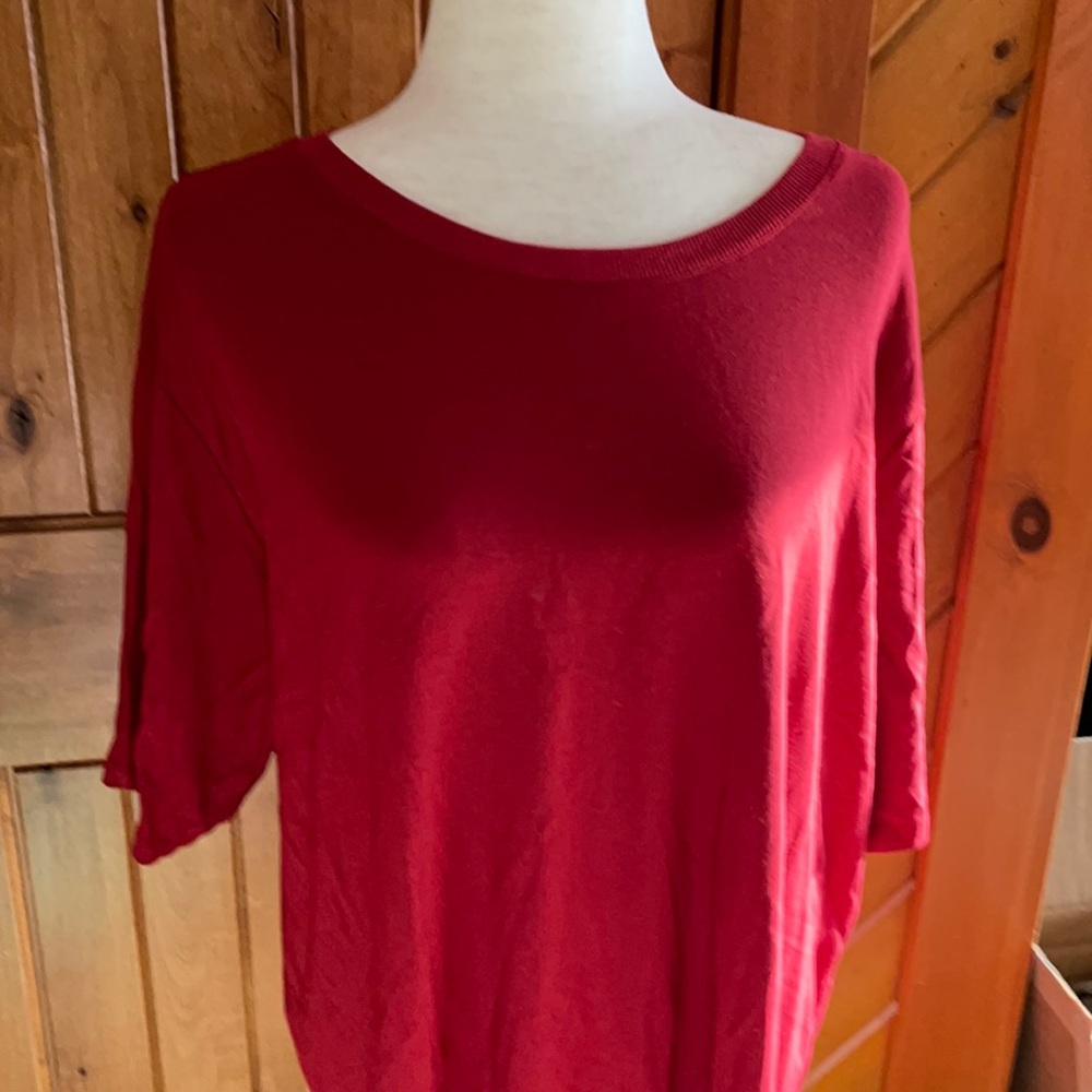 Universal Standard Trex Tshirt Size 20 Holiday Party Gift Ready Red Berry NWT